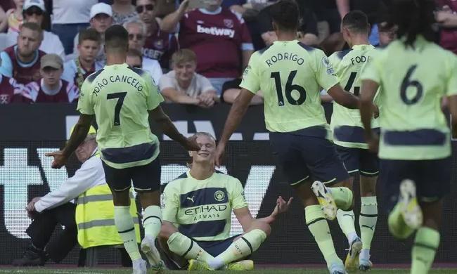 球星自曝每日训练 8 小时，坚持令人动容（每日苦练8小时，球星的坚持令人动容）