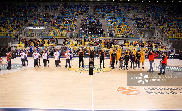 TF1节目：姆巴佩&德尚等人鼓励博格巴（TF1节目中：德尚、姆巴佩等人为博格巴加油鼓劲）