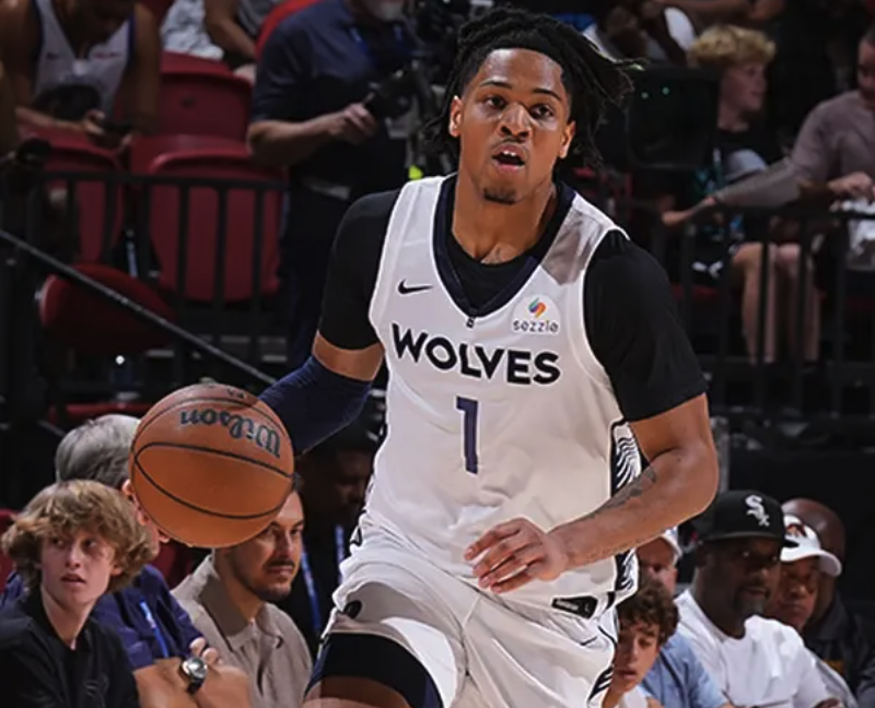 媒体人：赛事传播损失很大！央视每日仅转1场CBA比赛（媒体人称赛事传播受损严重，央视每天仅转播一场CBA比赛）