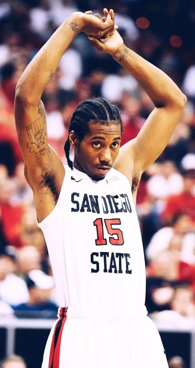 全运会女排半决赛综述：山东女排连胜上海晋级决赛，将与江苏争冠（全运会女排半决赛回顾：山东力克上海晋级决赛，与江苏会师争冠）