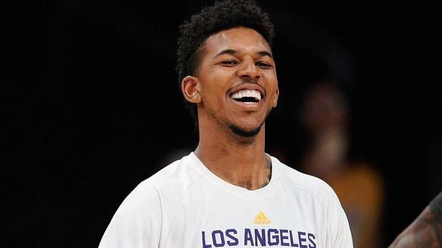 官方：斯坦科维奇从莫斯科斯巴达下课；事前曾用三种语言攻击记者（官宣：斯坦科维奇被莫斯科斯巴达解职；此前曾以三种语言与记者冲突）