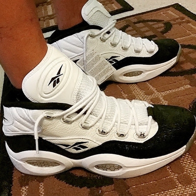 官方：法兰克福前锋伯卡特当选德甲10月最佳球员（官宣：法兰克福前锋伯卡特荣膺德甲10月最佳球员）