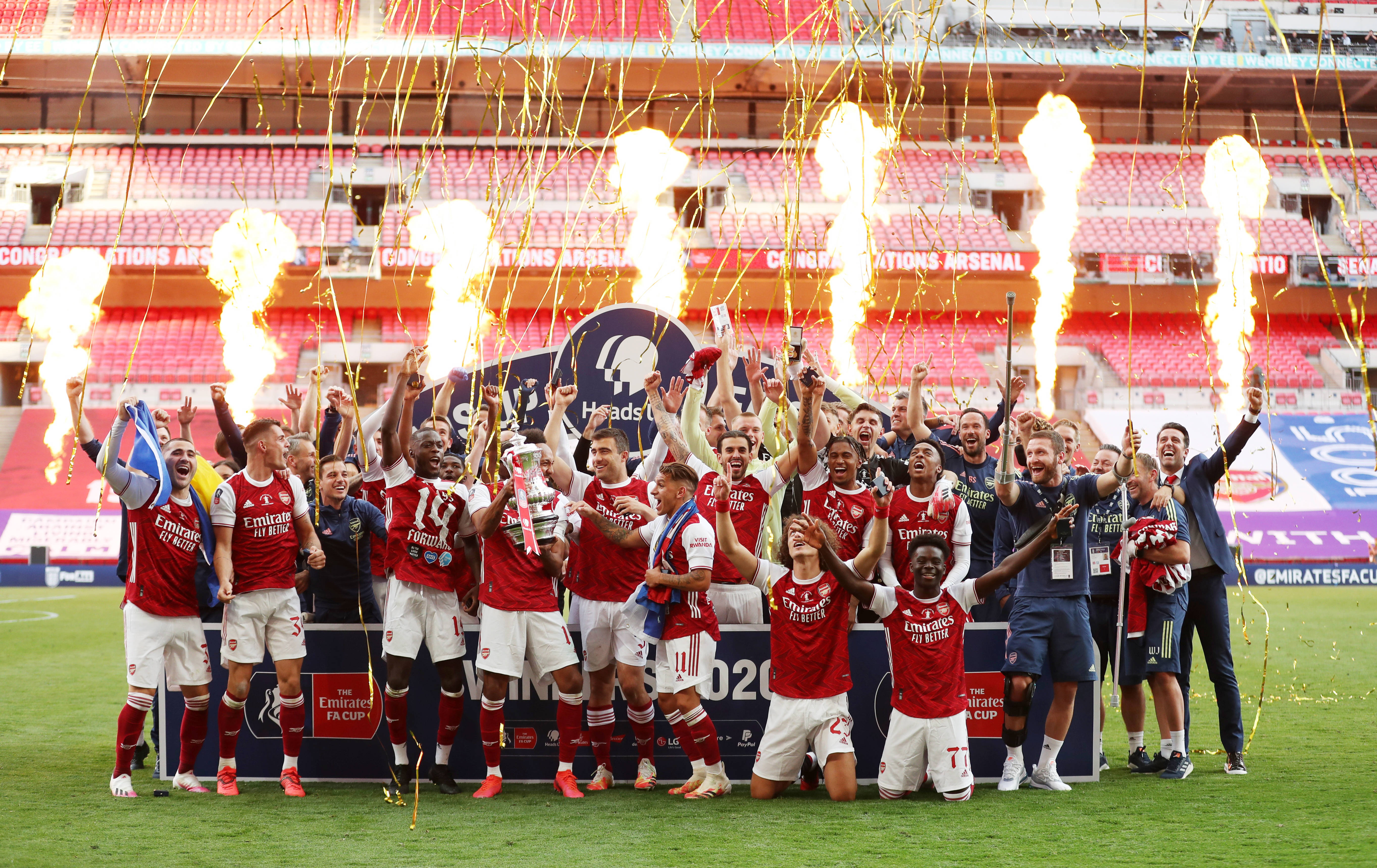 博主：国安队将休假两天，之后备战与麦克阿瑟的比赛（博主称国安放假两日，随后备战对阵麦克阿瑟）