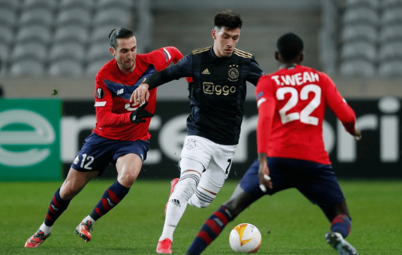 长春亚泰老将谭龙休赛期加练：国旗下的奔跑，坚持生长的模样（长春亚泰老将谭龙休赛期苦练：国旗下奔跑，坚持向上生长）