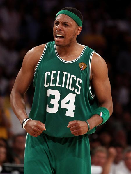 NBA交易市场动态：湖人完成签约,（NBA交易快讯：湖人官宣完成签约）