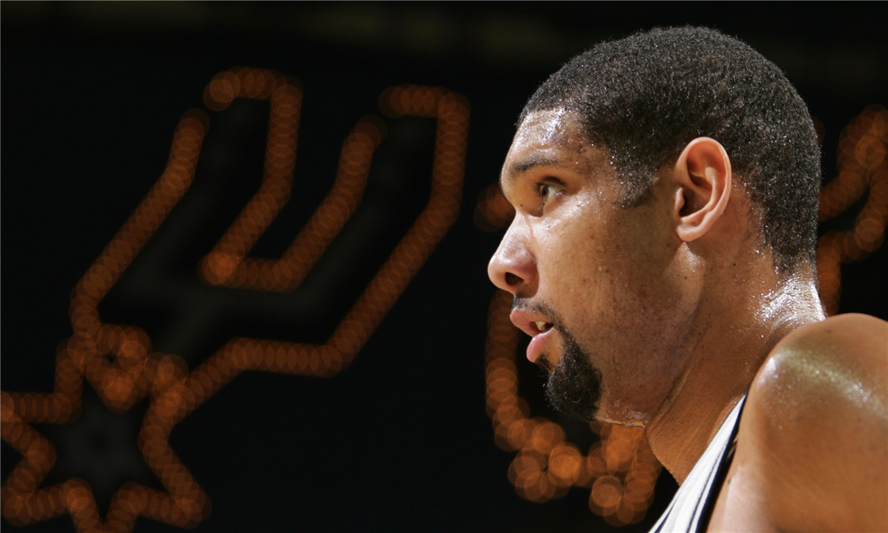 FIFA年度最佳女足球员候选：拉索、邦马蒂、卡尔登泰等人在列（FIFA年度最佳女足候选名单公布：拉索、邦马蒂、卡尔登泰等入选）