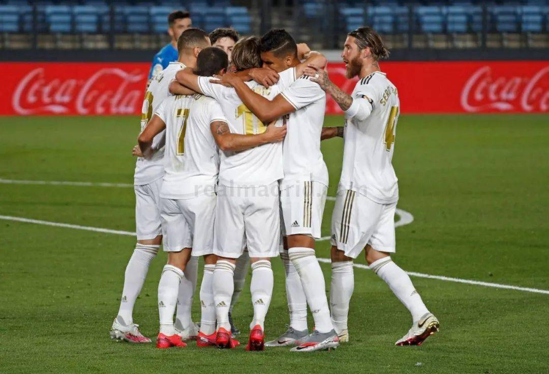 法媒：加扎尔在没资格的情况下代表里昂出战欧联被欧足联调查（法媒称欧足联立案调查：加扎尔疑无资格仍为里昂出战欧联）