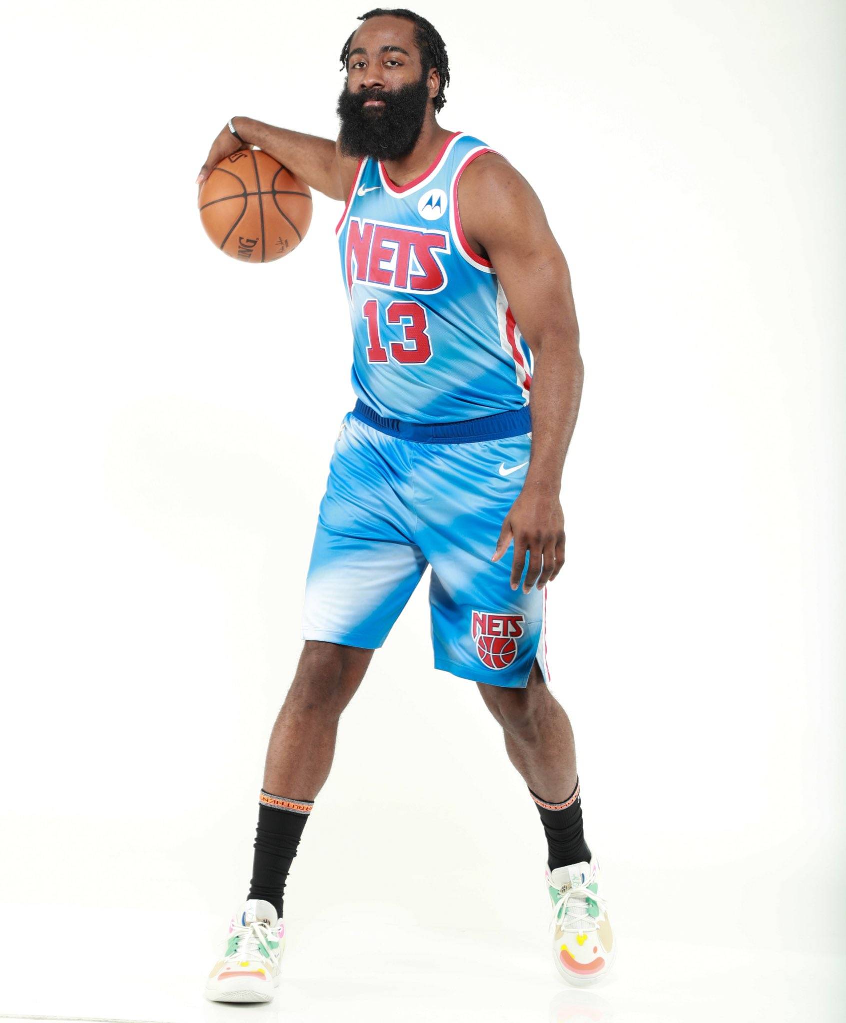 活塞内线得分76分！鲍威尔：对手在禁区予取予求，我们太被动（活塞禁区轰下76分！鲍威尔：对手肆虐内线，我们过于被动）