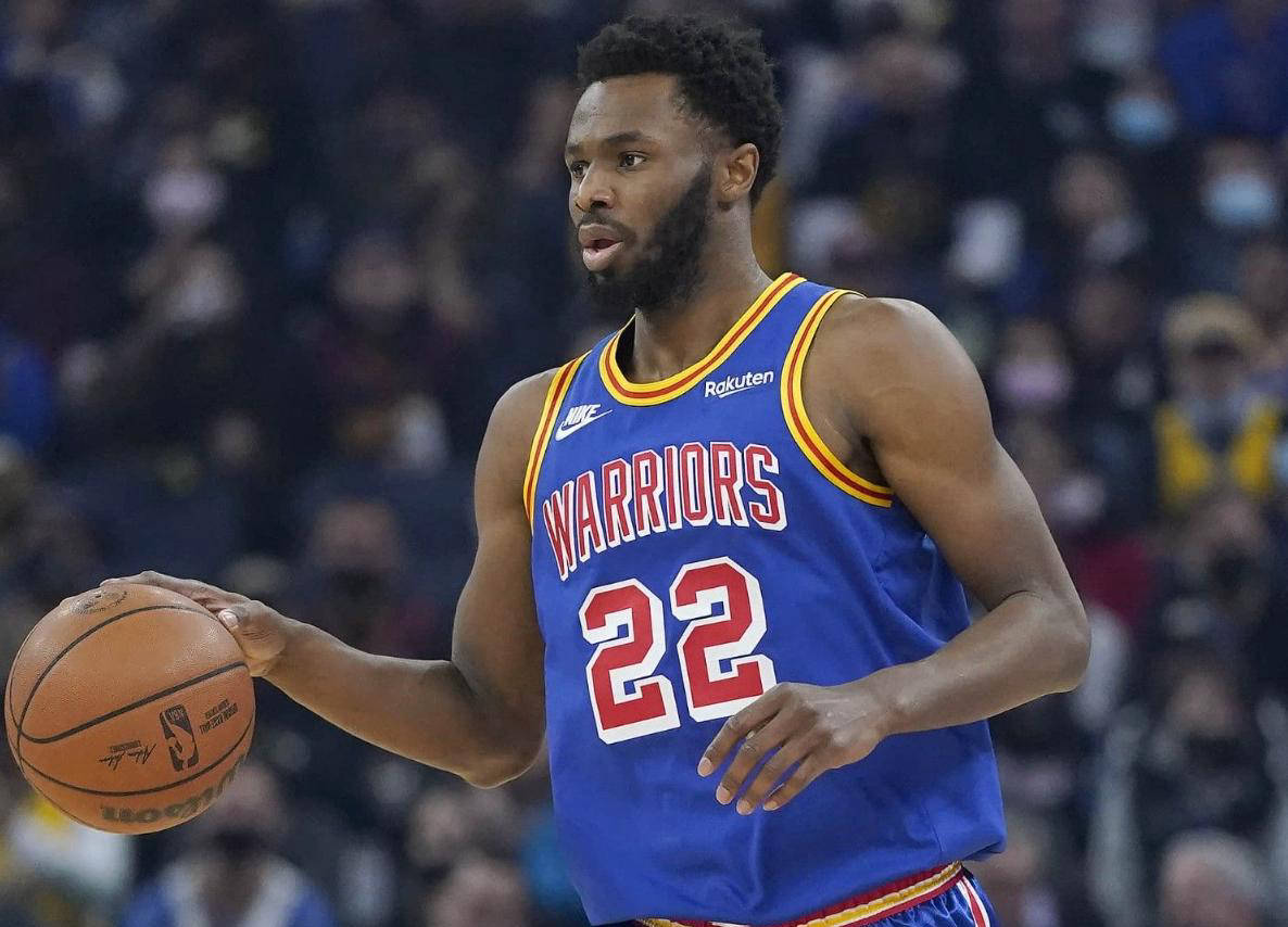 英超前瞻：曼联状态回暖期待连胜，西汉姆联进攻核心停赛（英超前瞻：曼联回暖剑指连胜，西汉姆联进攻核心遭停赛）