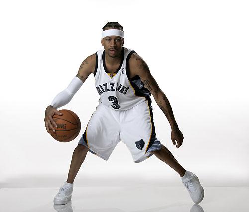 CBA战报：徐昕27分14板，广州93-86击败江苏（CBA快讯：徐昕砍下27分14篮板，广州93-86力克江苏）